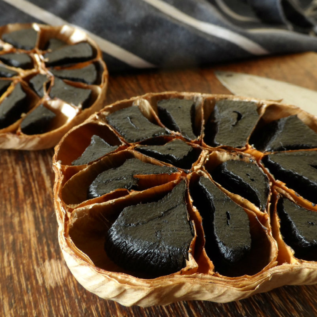 Bulbos de ajo negro fermentado
